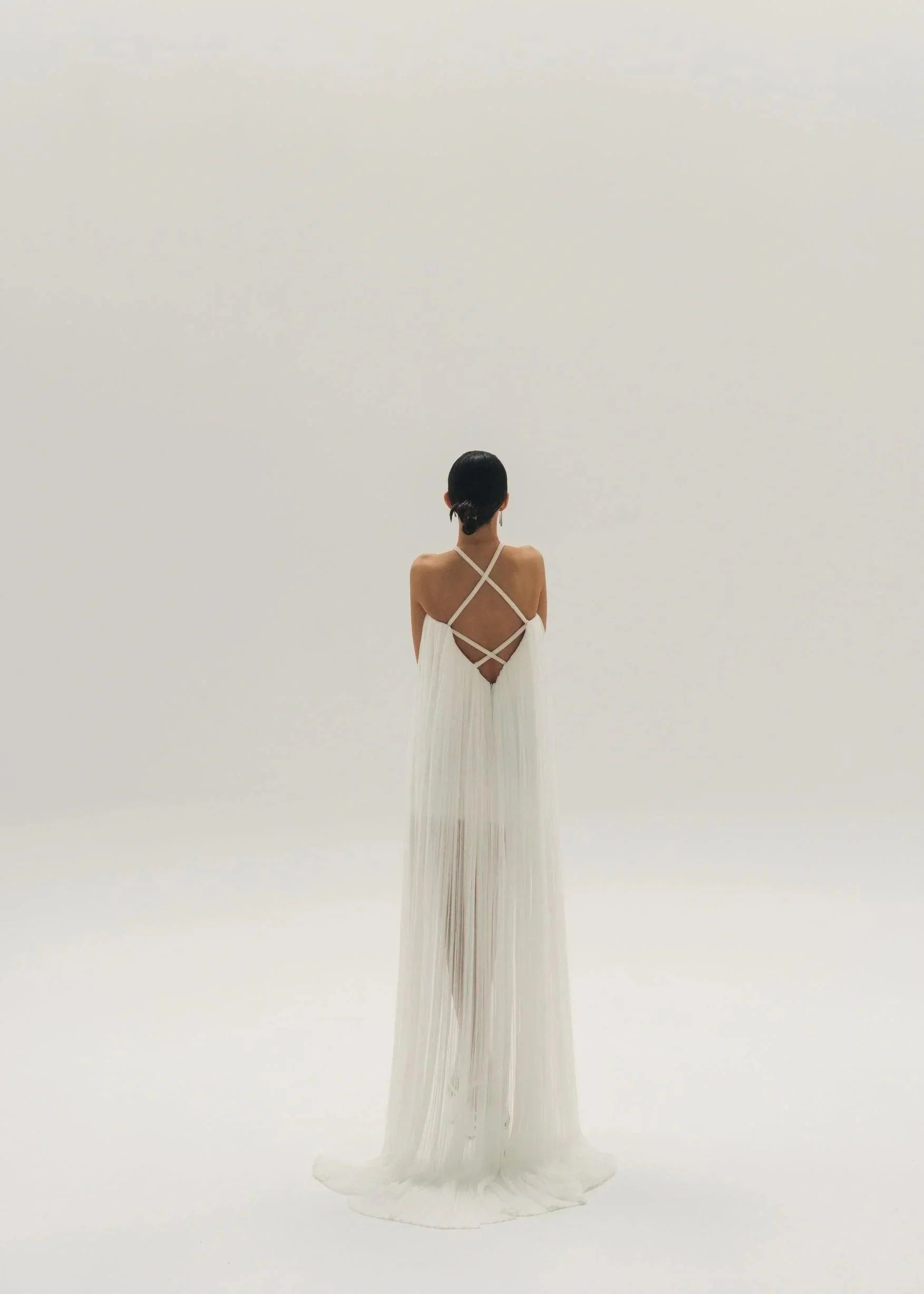 Short Wedding Dress with a Long Cape and a Back with Crossed Shoulder Straps Court Train White Sleeves Bridal Gowns Satin Modern Vestido De Novia Mermaid Princess Satin