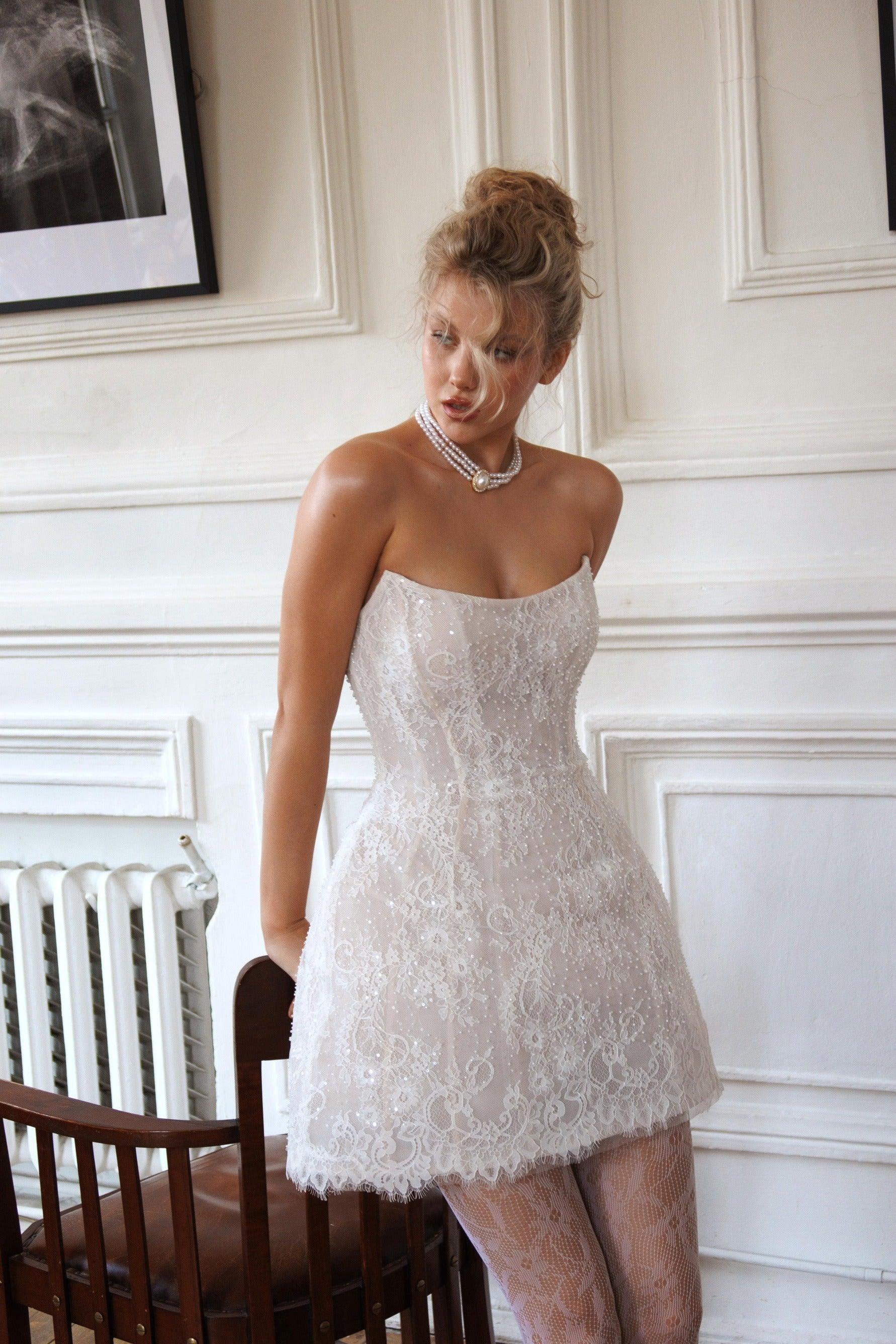 Short Wedding Dress with Long Detachable Sleeves Vestido De Novia White Satin Bridal Gowns Bow Satin Court Train Mermaid Sleeves Modern Princess Mermaid Satin