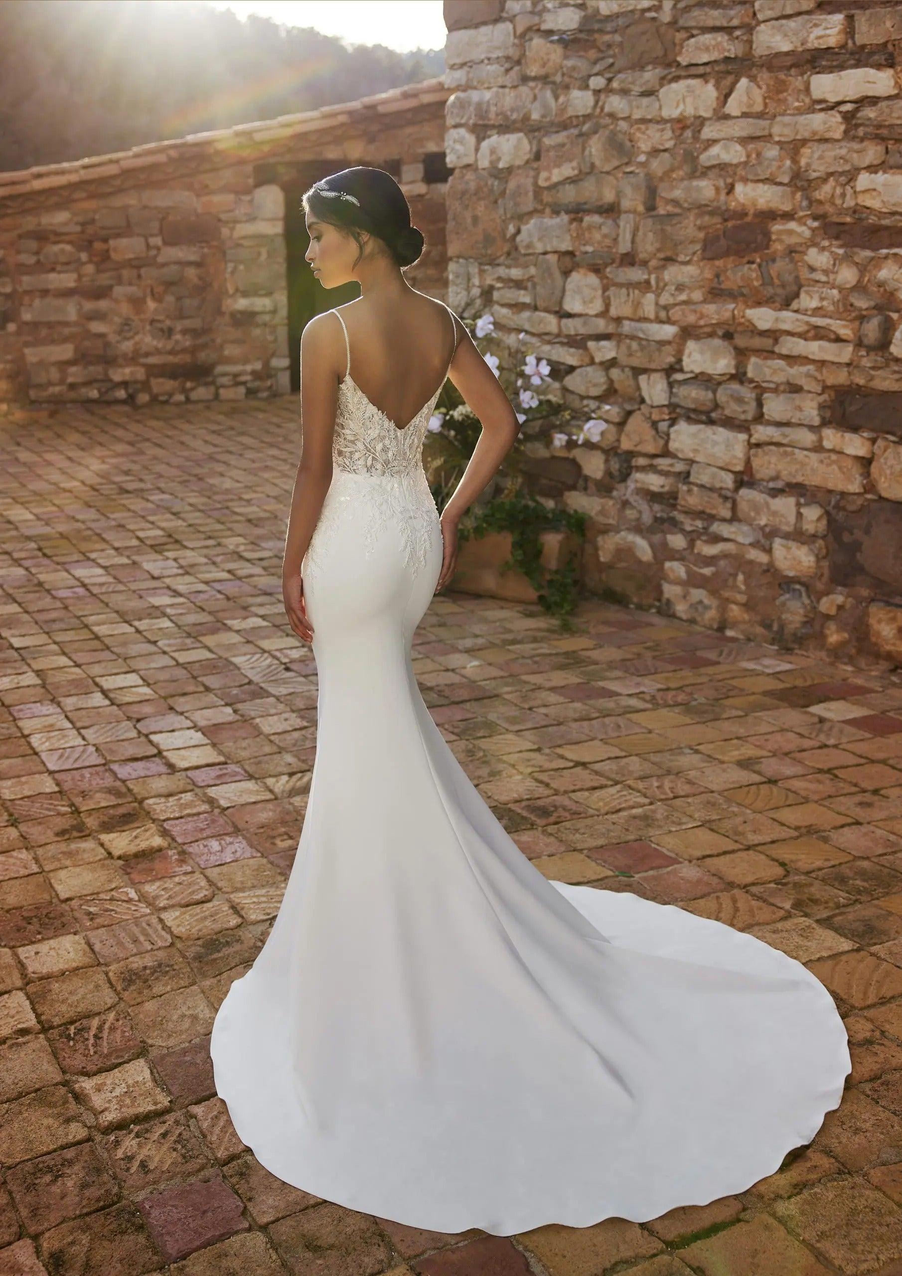 Stunning Lingerie Bodice in Lace Wedding Dress Vestido De Novia Bridal Gown Court Train Princess Modern Mermaid Bow Satin Satin
